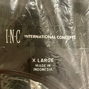 Black velvet jacket new with tags still in bag from Macys. Never worn. Size XL.